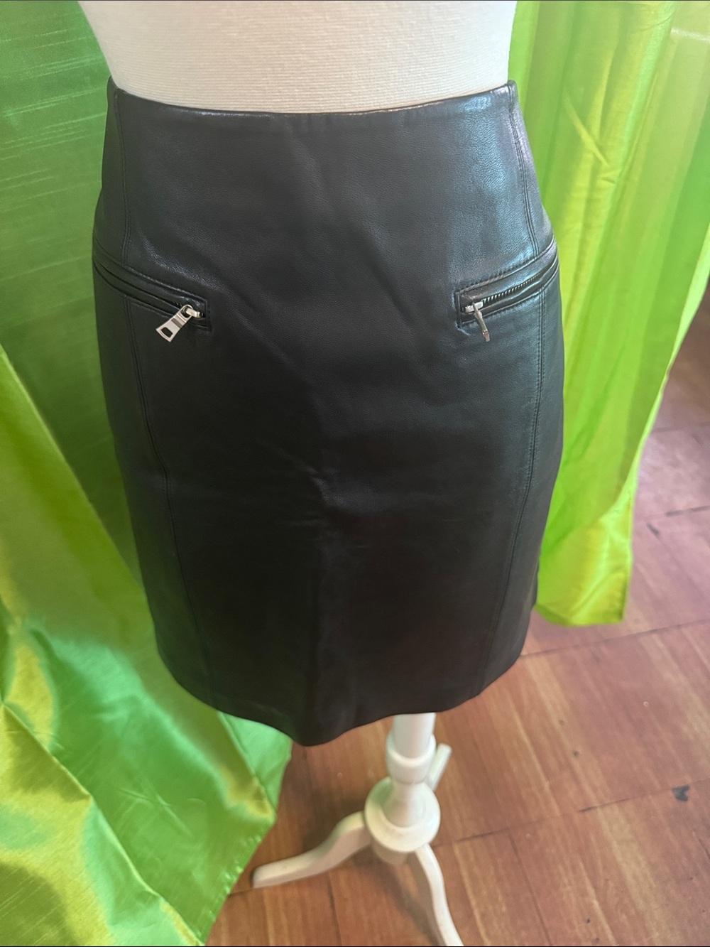 Ann Taylor Black Leather Pencil Skirt with Front Zip Pockets